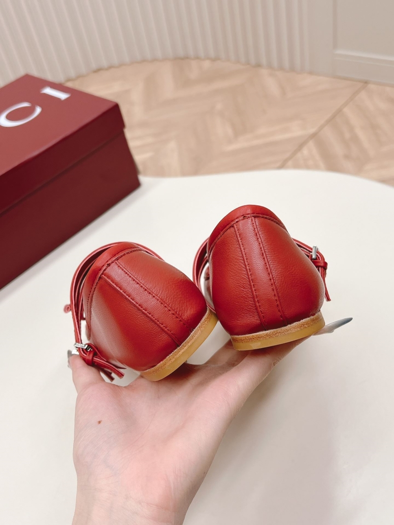 Gucci Flat Shoes